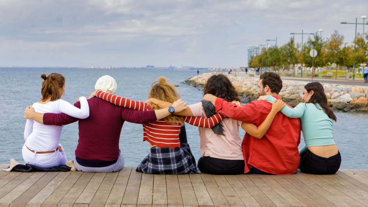 How to Build a Strong Foundation for Lifelong Friendships