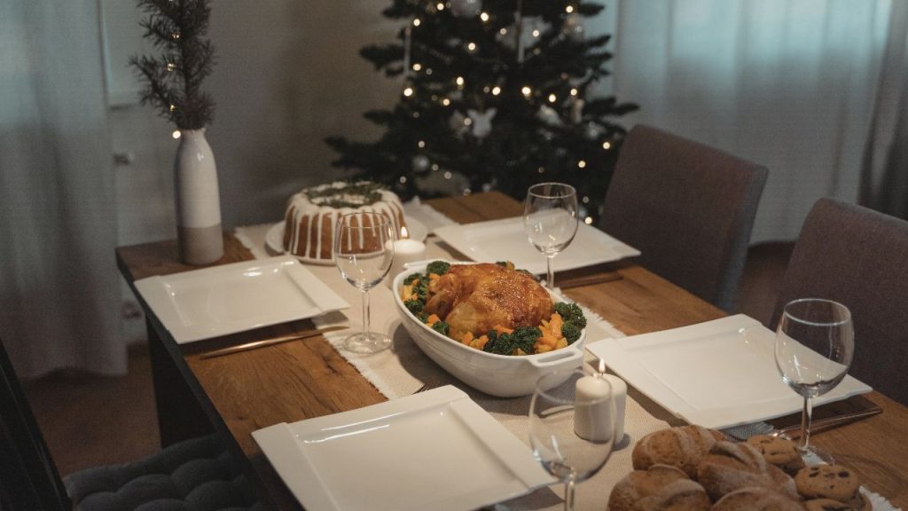 Thanksgiving table setup