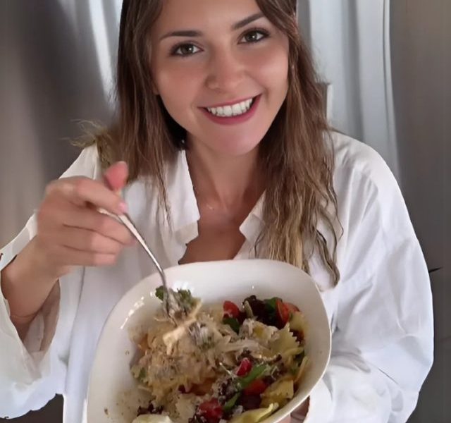 Anna Paul’s Turkish Pasta_ TikTok’s Spicy Food Sensation of 2025